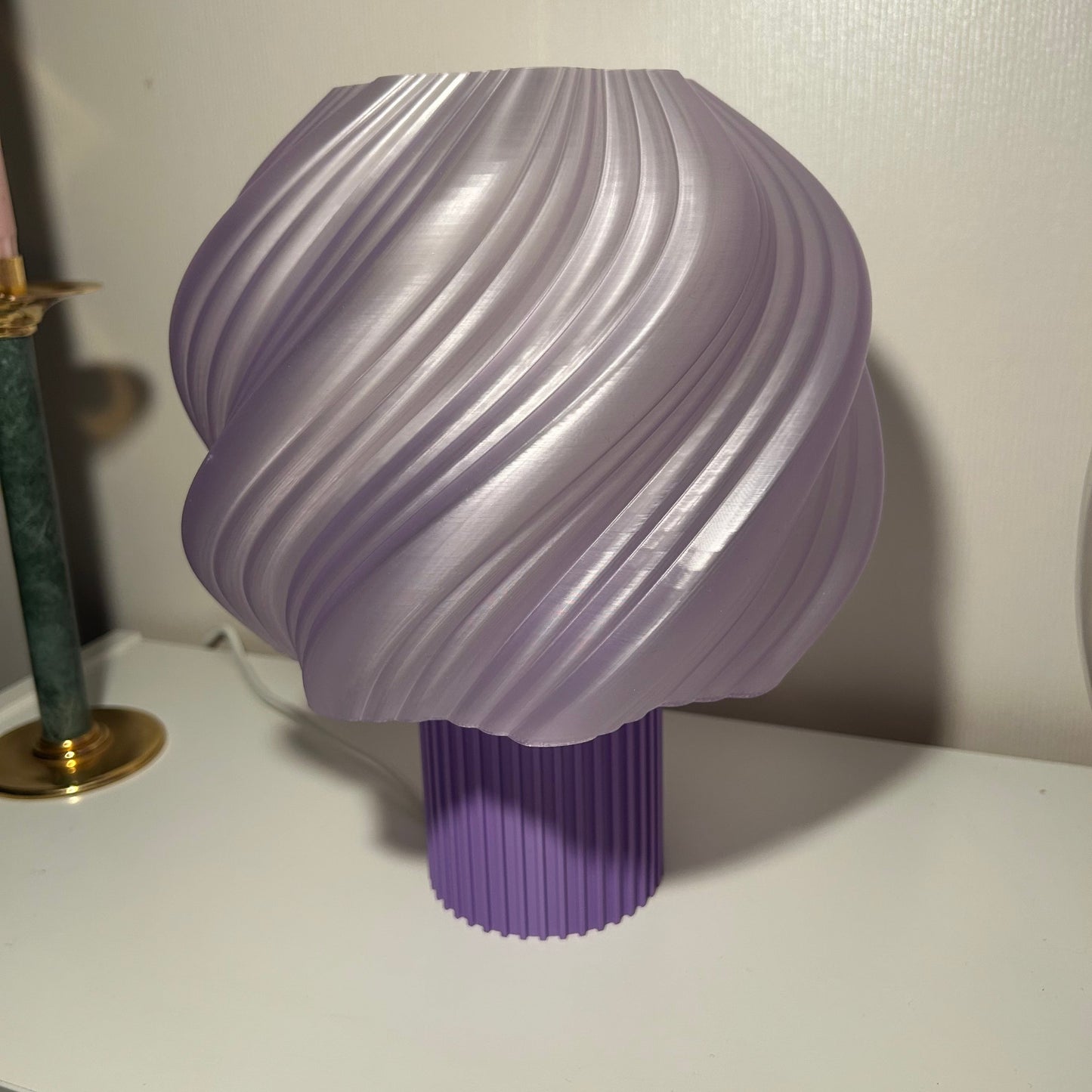 Bordslampa Thea 25cm hög lila/lila