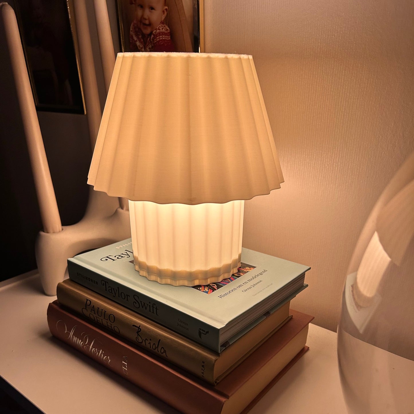 Bordslampa Elsa 19 cm hög vit